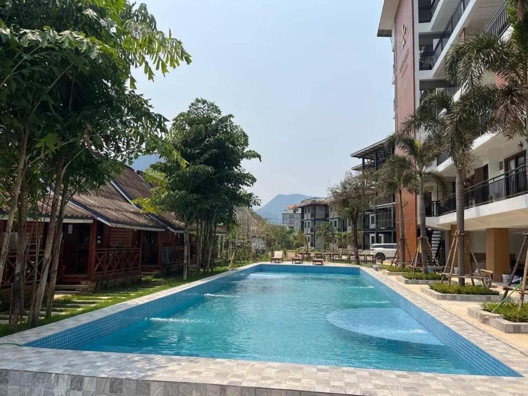 Vang Vieng Bungalows ภายนอก รูปภาพ